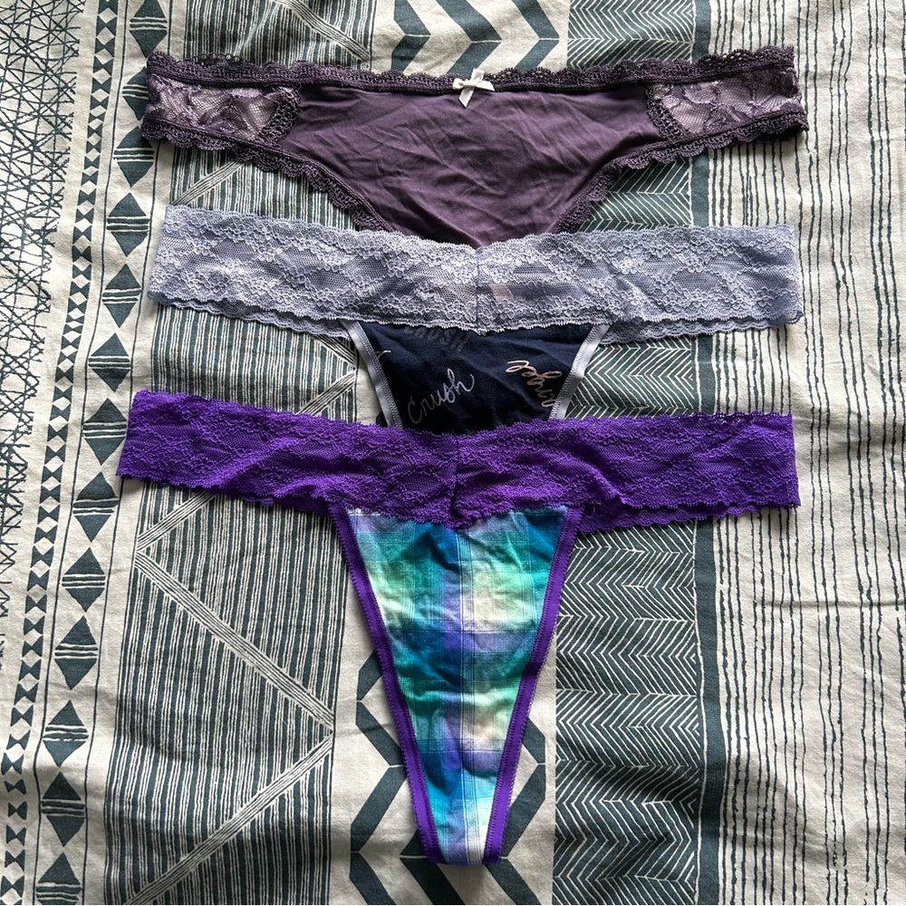 NWT Lace Thong Panties - Large - Victoria’s Secret
